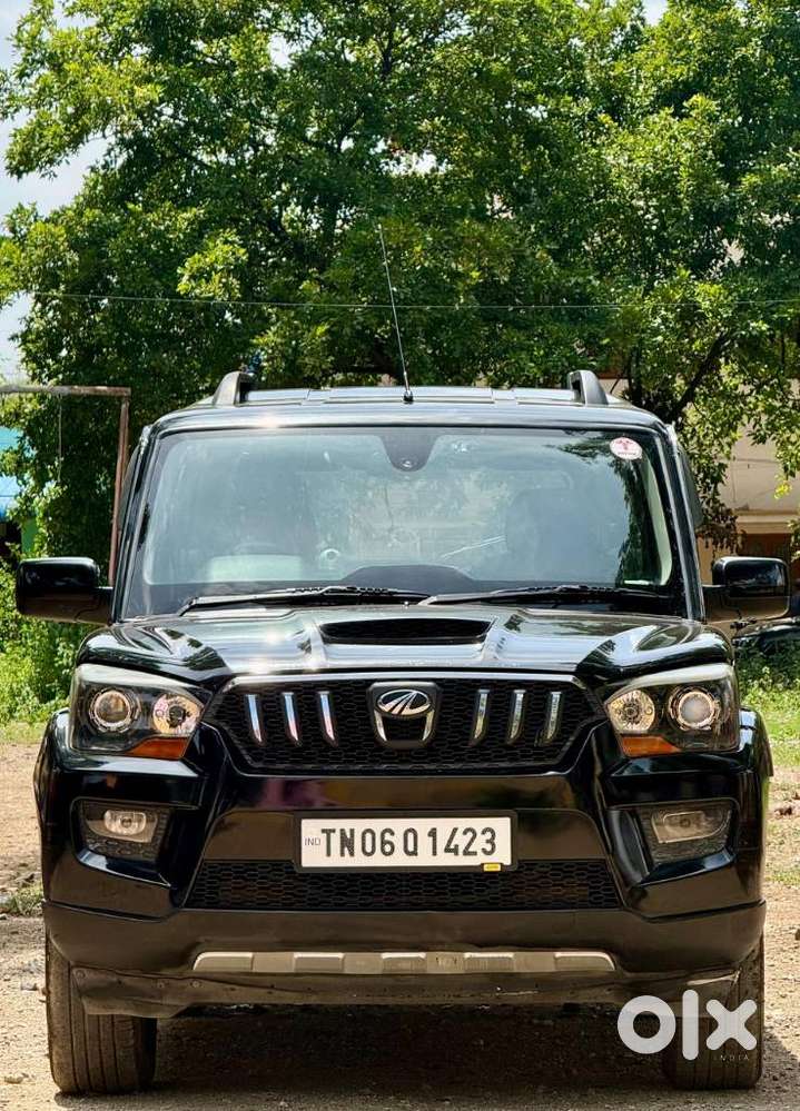 Mahindra Scorpio S10, 2015, Diesel