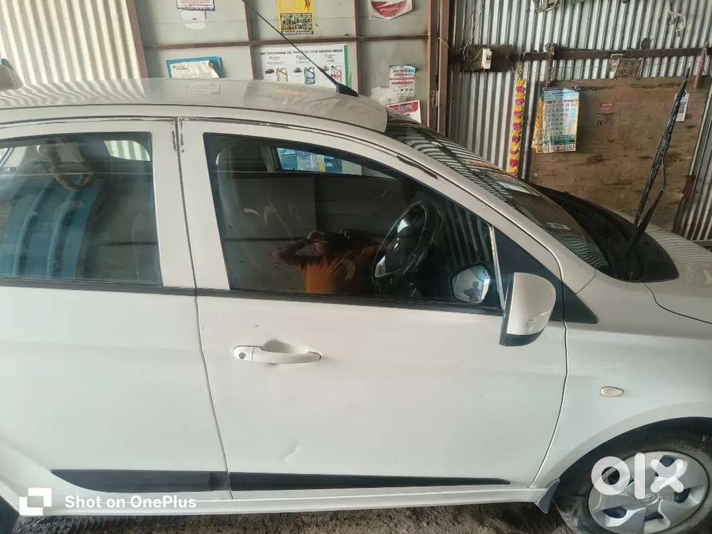 Tata Tiago 2017 Petrol 42000 Km Driven First Hand