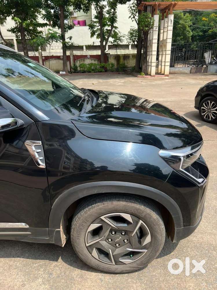 Kia Petrol Automatic 2024