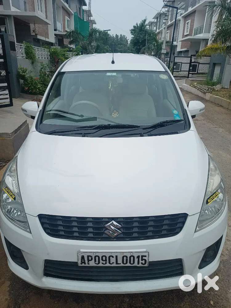 Maruti Suzuki Ertiga Zdi 2012