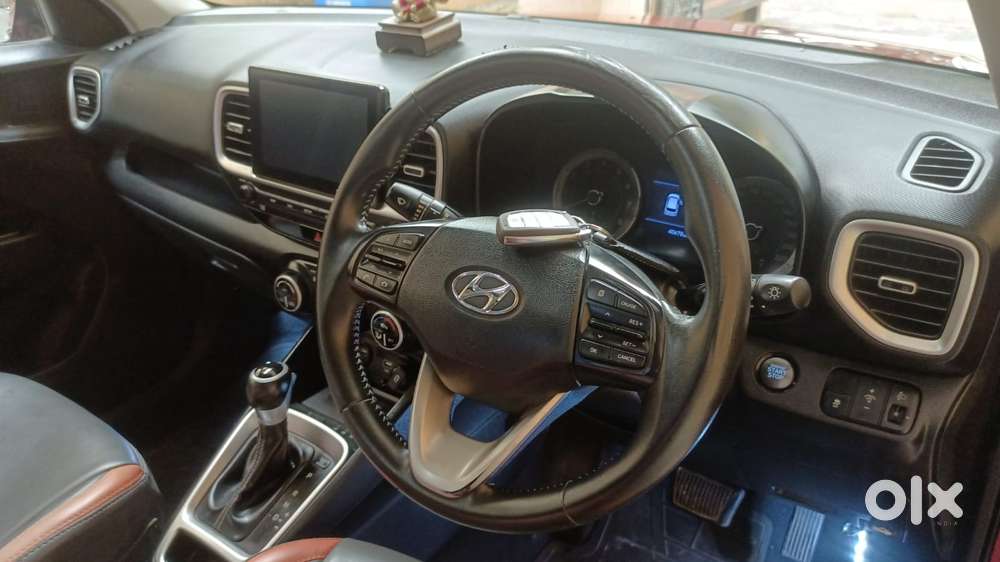 Hyundai Venue Sx+ At, 2020, Petrol