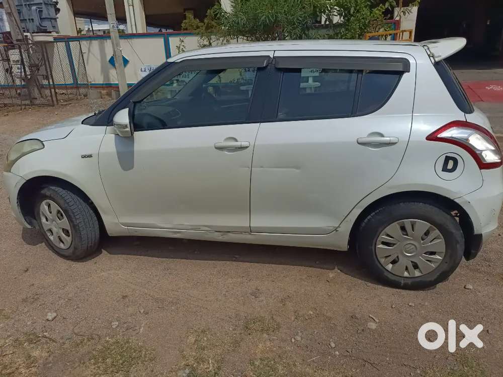 Maruti Suzuki Swift 2013 Diesel 130000 Km Driven