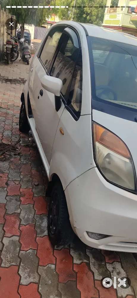 Tata Nano 2012 Top Model