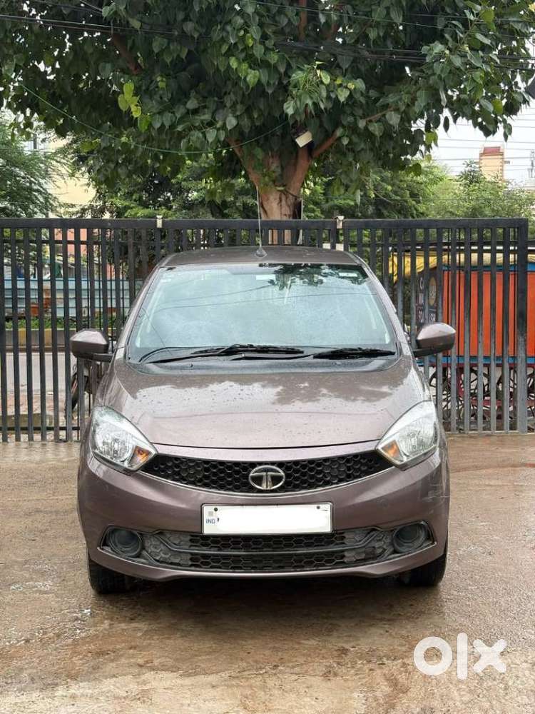 Tata Tiago 1.2 Revotron Xt (o), 2017, Petrol