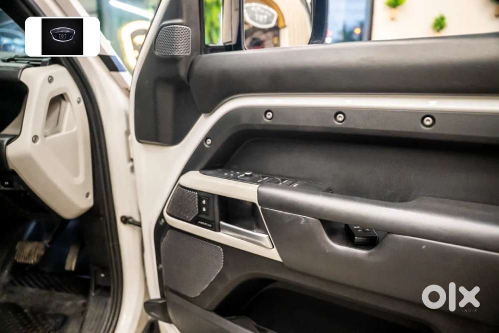 Land Rover Defender, 2022, Petrol