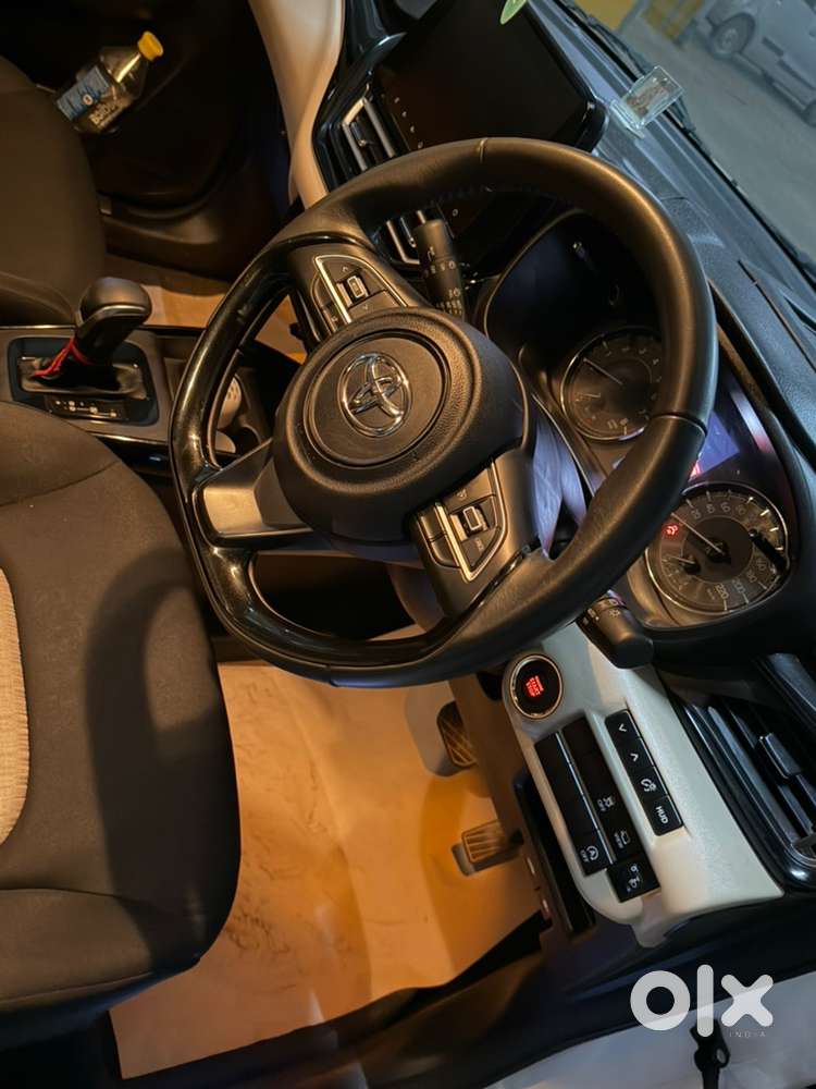 Toyota Glanza Petrol Automatic 2025