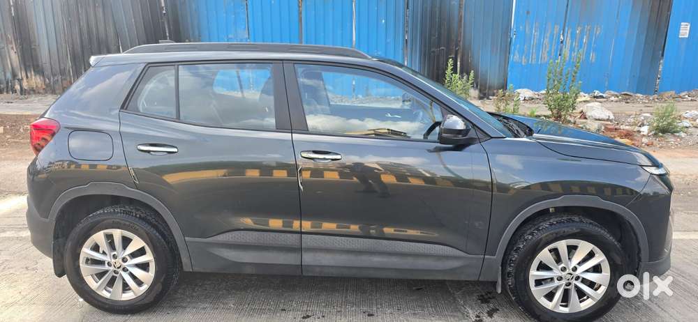 Skoda Kylaq Signature Plus At, 2025, Petrol