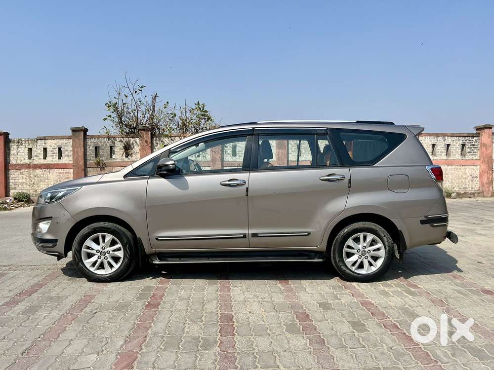 Toyota Innova Crysta 2.4 Gx Mt, 2018, Diesel