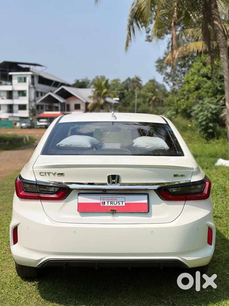 2022  Honda City Zx Hybrid