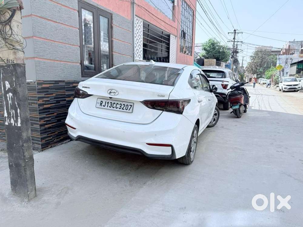 Hyundai Verna 2018 Diesel 88500 Km Driven