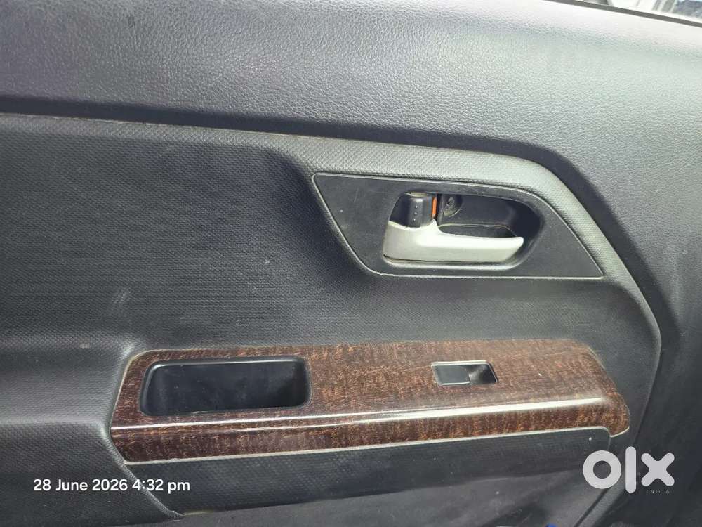 Maruti Suzuki Wagonr Vxi Cng Top Model 2024  Company Fitted Cng  41,