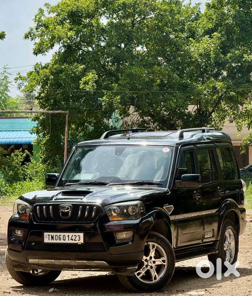 Mahindra Scorpio S10, 2015, Diesel