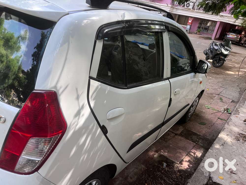 Hyundai I10 Sportz 2010 Model