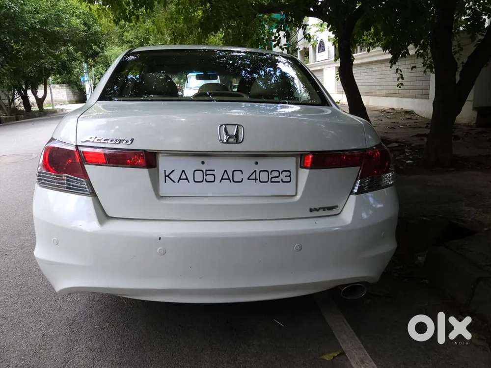 Single Owner Showroom Service Vehicle In Good Condition