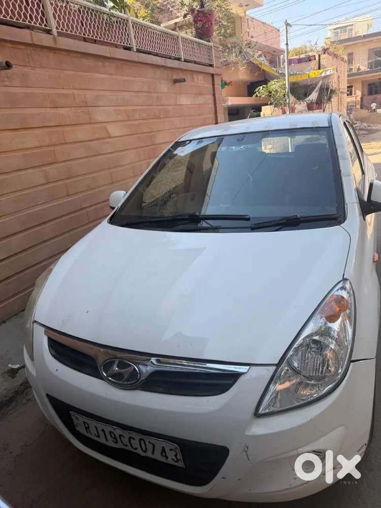 Hyundai I20 2011 Cng & Hybrids 155000 Km Driven