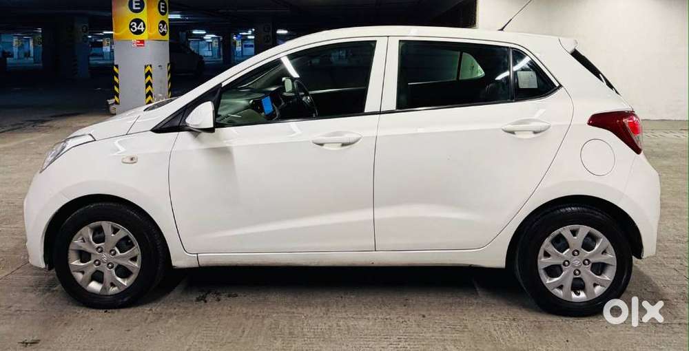Hyundai Grand I10 Magna O At Petrol, 2016, Petrol