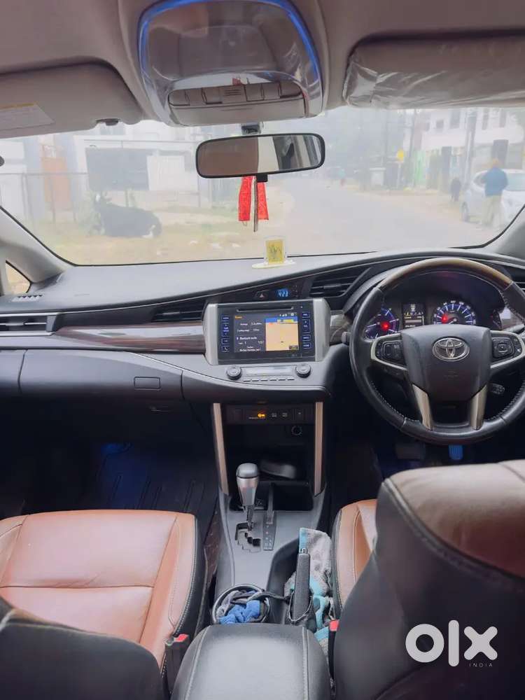 Toyota Innova Crysta 2017