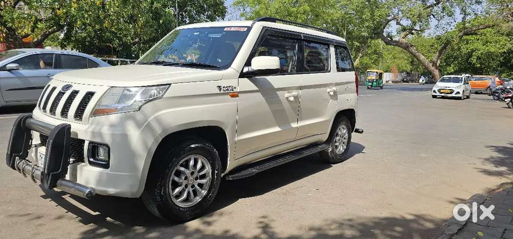 Mahindra Tuv 300 2017 Diesel Well Maintained