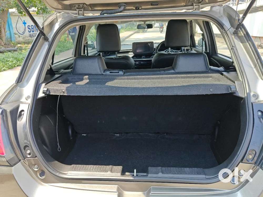 Maruti Suzuki Swift Vxi, 2025, Petrol