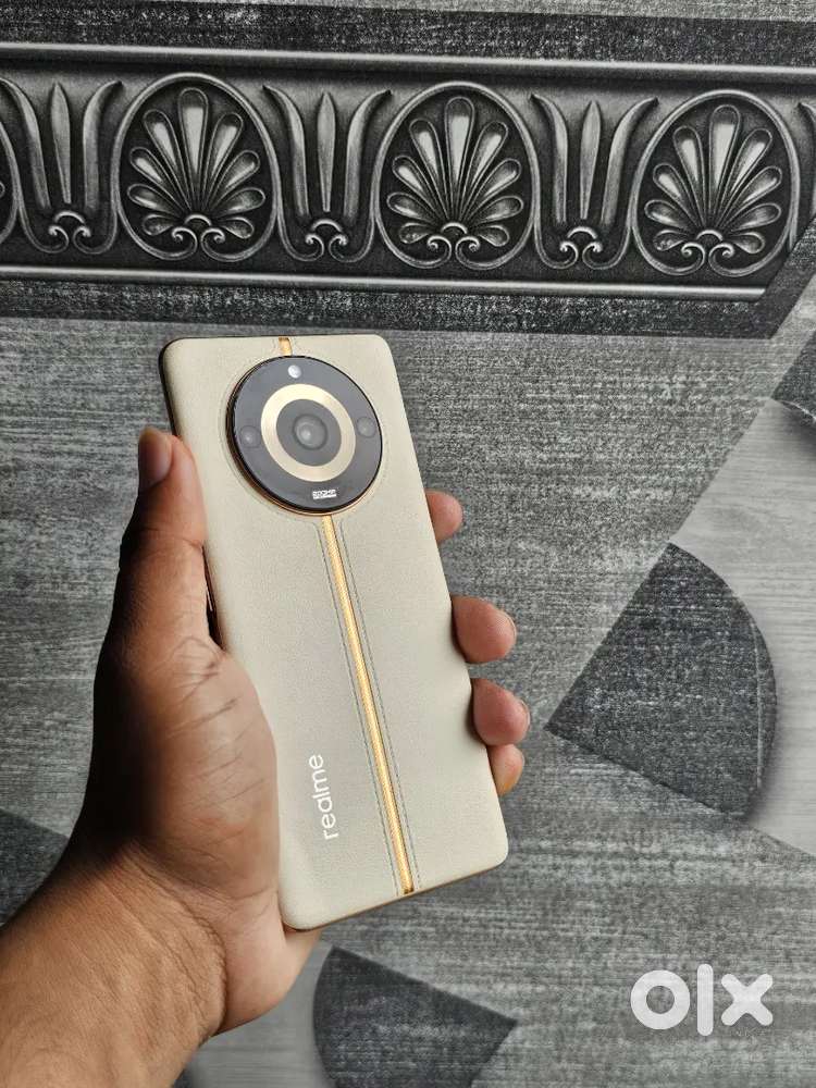 Realme 11 pro Plus 256 GB 8 Months old