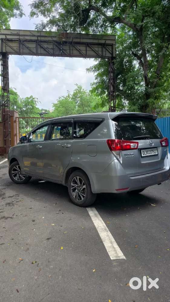 Toyota Innova Crysta 2021 Gx + Diesel Automatic