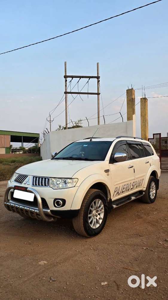 Mitsubishi Pajero Sport 2.5 Manual, 2013, Diesel