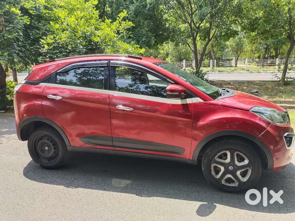 Nexon 2018 Petrol 51000 Km Driven New Tyar New Battery All Original