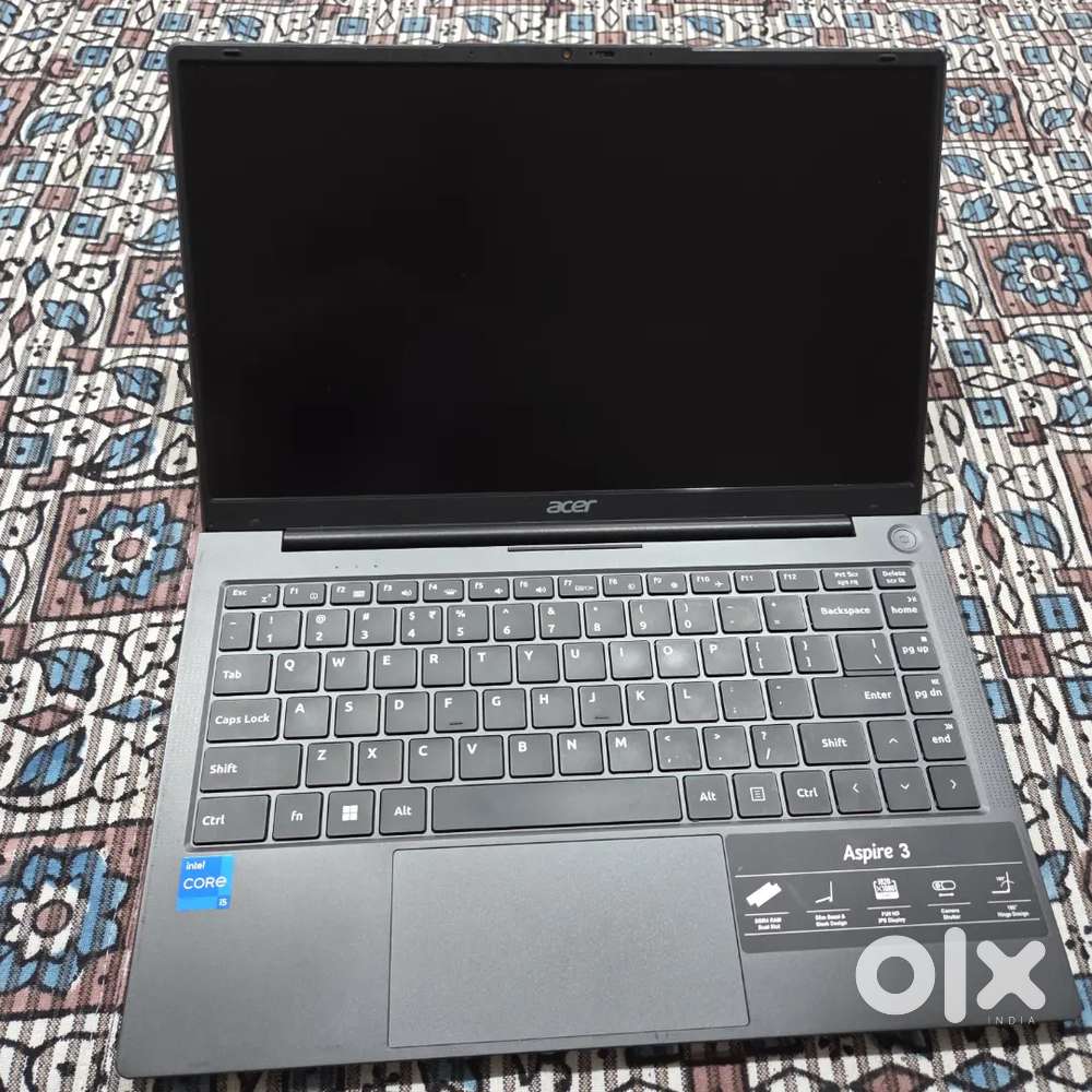 Aspire 3 Intel i5 12th Gen 16/512GB