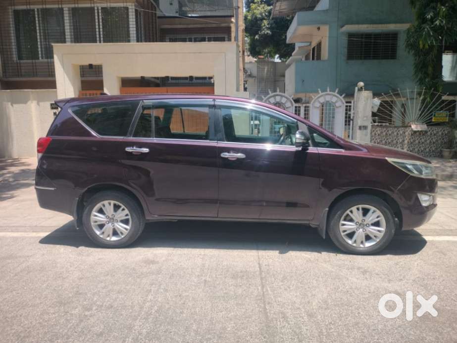 Toyota Innova Crysta 2.8z Automatic, 2017, Diesel