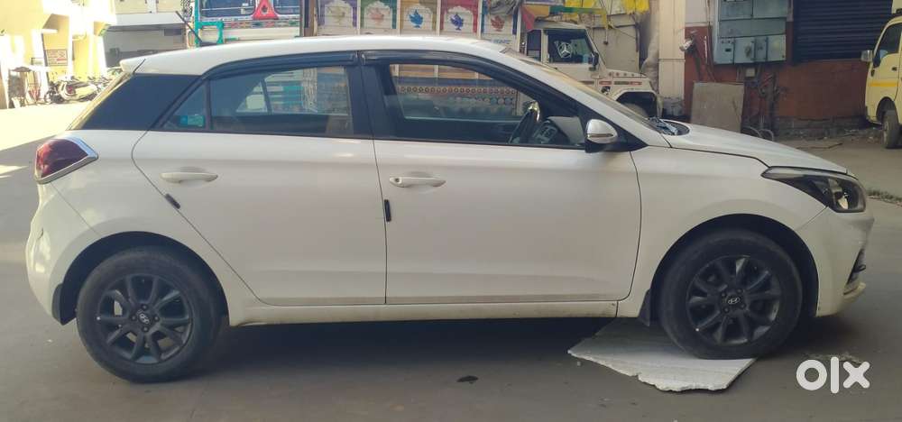 Hyundai I20 Sportz 1.2 Bs-iv, 2020, Petrol