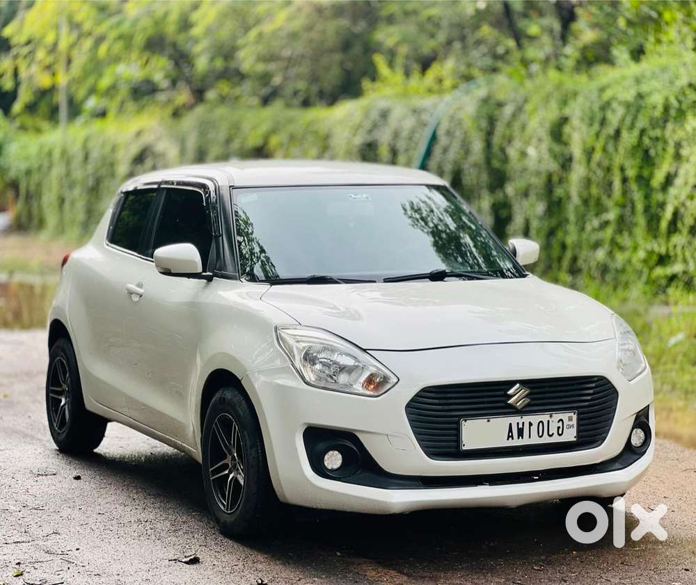 Maruti Suzuki Swift Vxi + Manual, 2021, Petrol