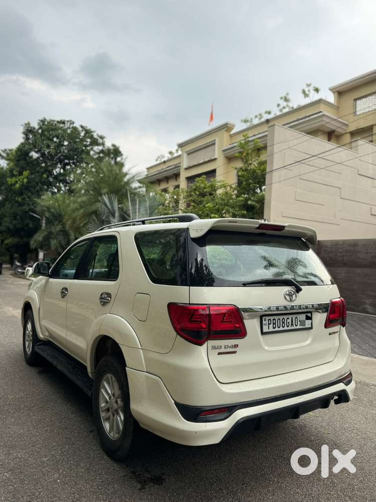 Toyota Fortuner 3.0 4x2 Automatic, 2014, Diesel