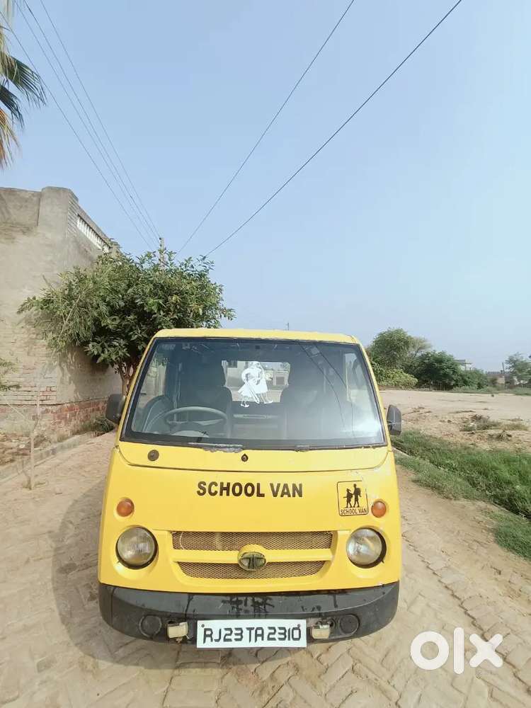 Tata Magic Model 2014