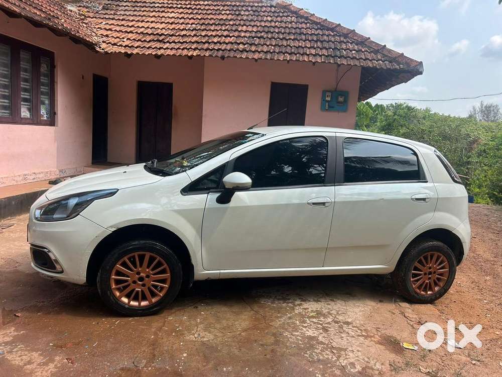 Fiat Punto Evo 2015 Diesel 123453 Km Driven