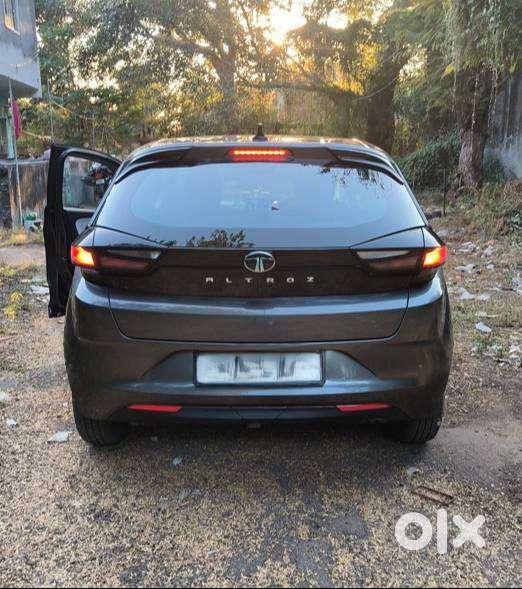 Tata Altroz Xm 2025