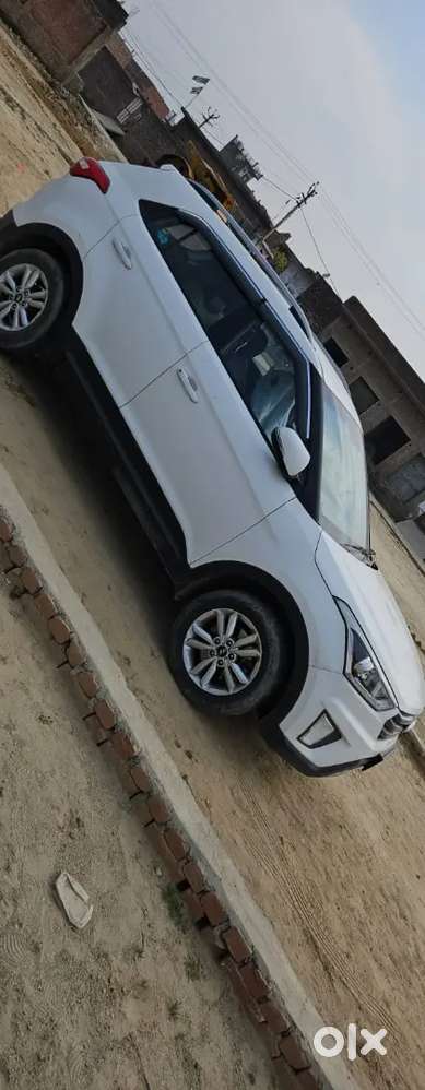 Hyundai Creta Facelift 2016 Diesel 105000 Km Driven  31 December Key