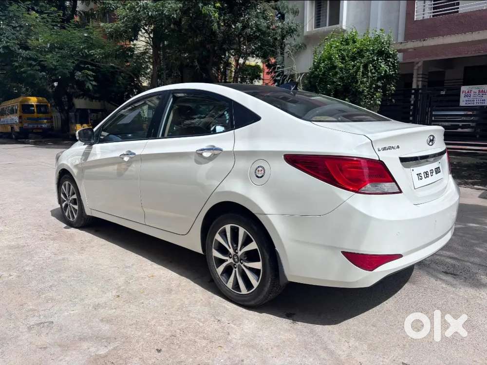 Hyundai Verna 2016 Petrol Well Maintained
