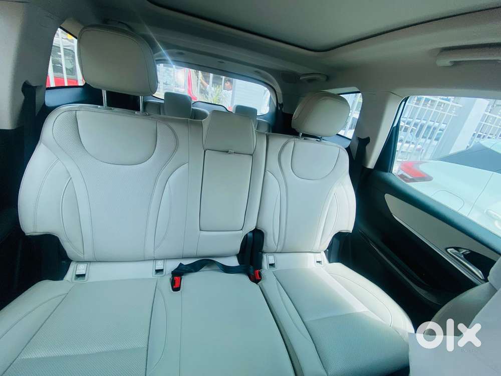 Mahindra Xuv700 2.0 Ax 7 Petrol At Luxury Pack Str, 2024, Petrol