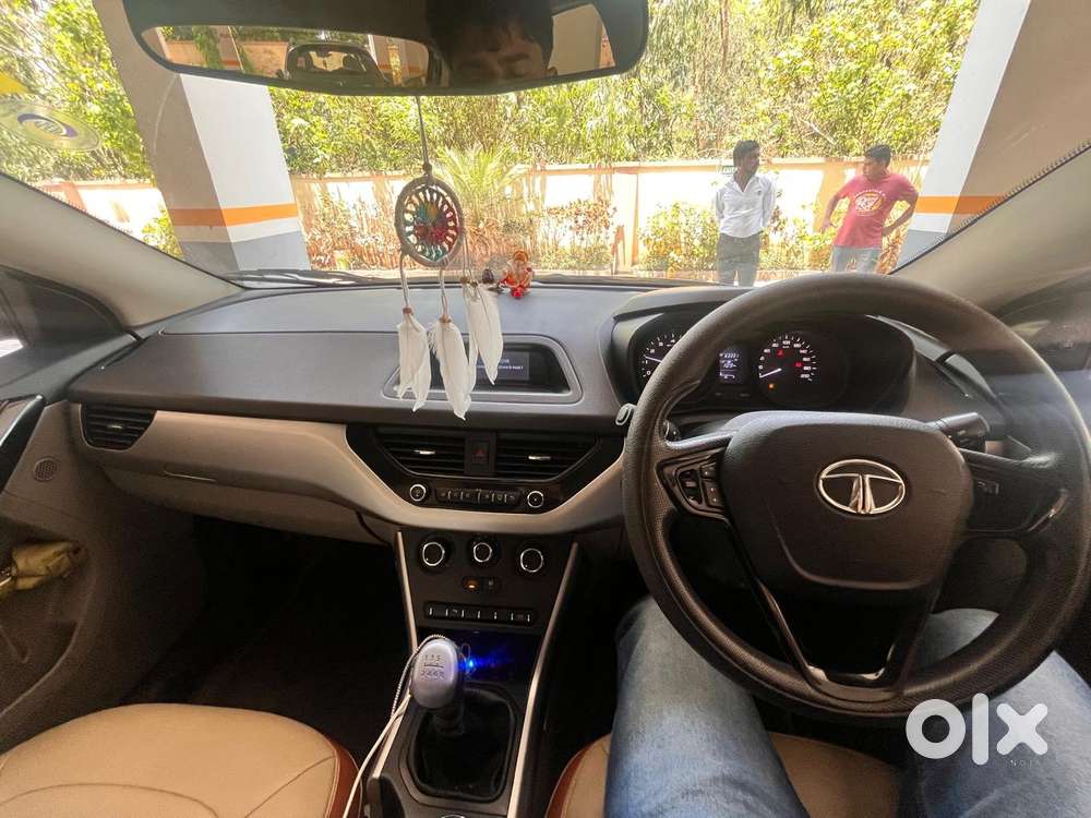 Tata Nexon, 2018, Petrol
