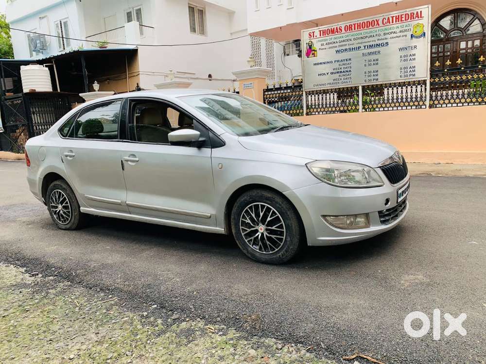 Skoda Rapid Elegance 1.6 Tdi Cr Manual, 2013, Diesel