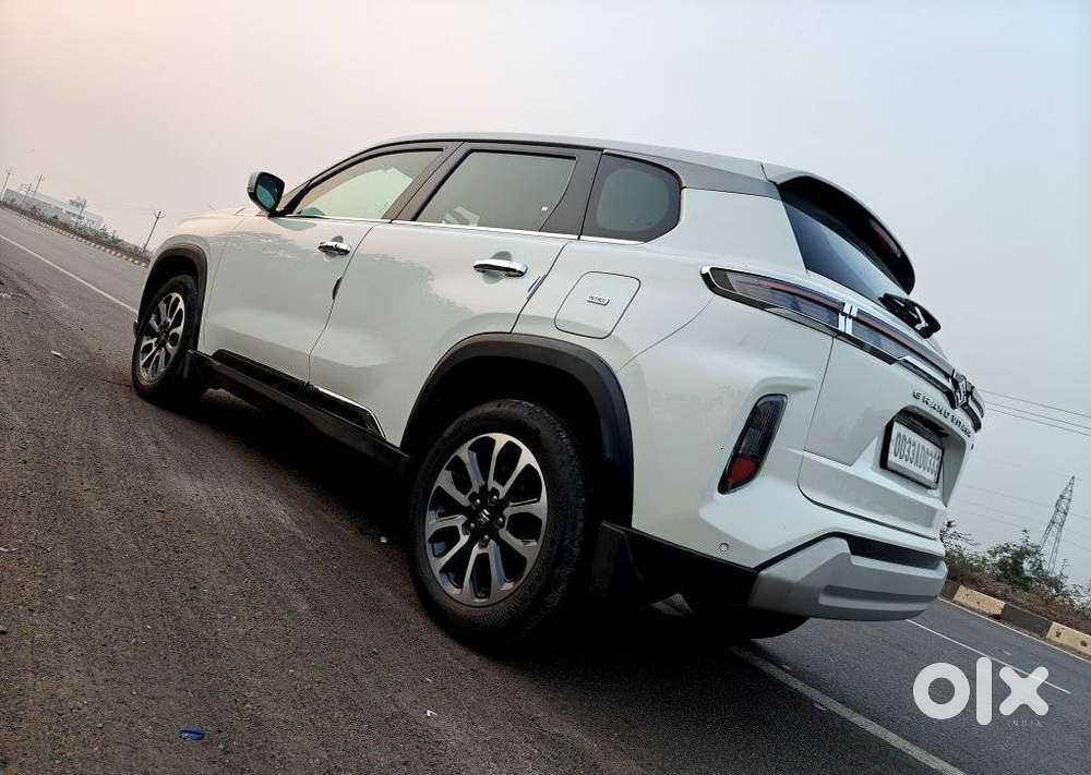 Maruti Suzuki Grand Vitara 1.5 Zeta Smart Hybrid At, 2023, Petrol