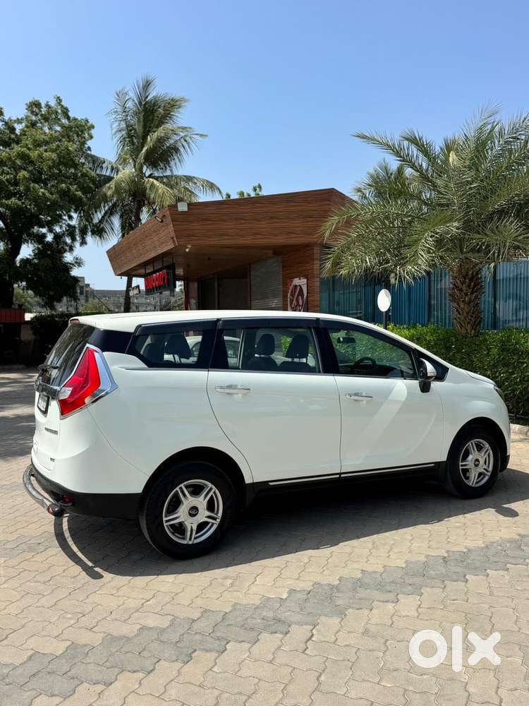 Mahindra Marazzo M6 8str, 2020, Diesel