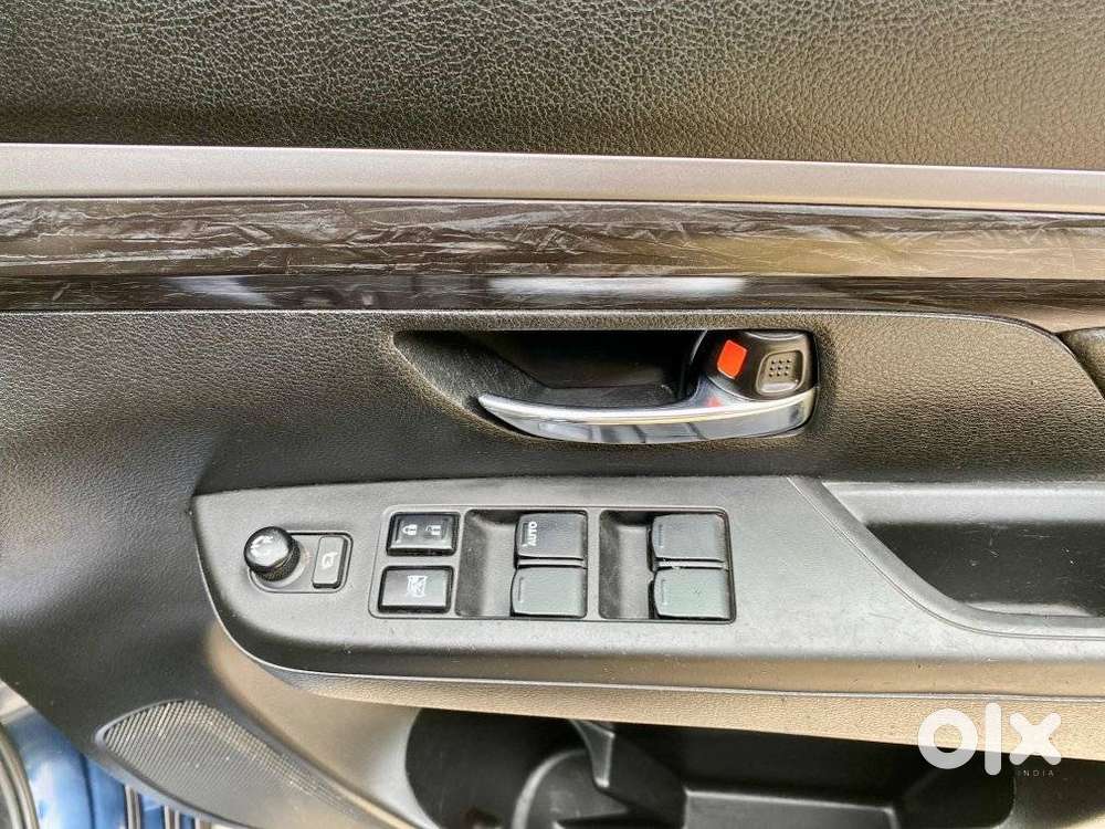 Maruti Suzuki Xl6 Alpha At, 2022, Petrol