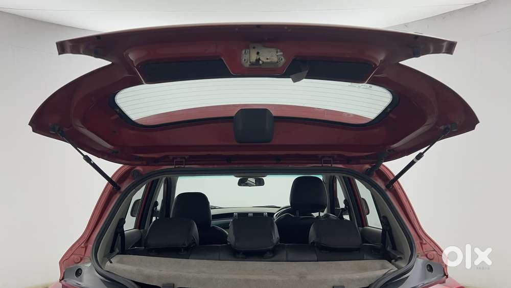 Mahindra Kuv 100 2016-2017 Mfalcon G80 K8 5str, 2016, Petrol