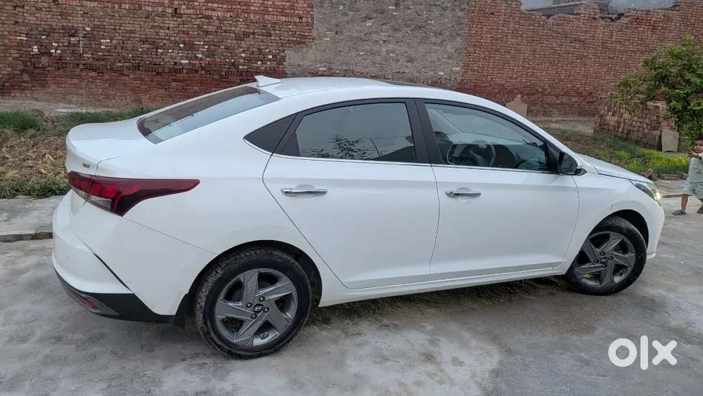 Hyundai Verna 1.5 Petrol 2022
