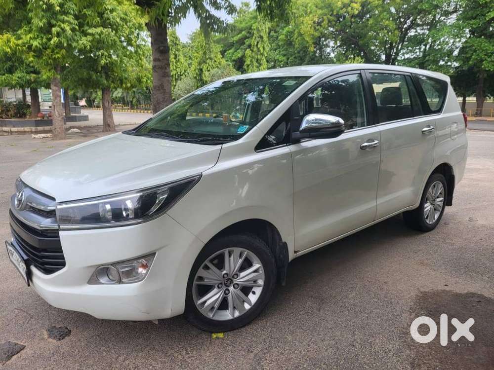 Toyota Innova Crysta 2.8z Automatic, 2017, Diesel