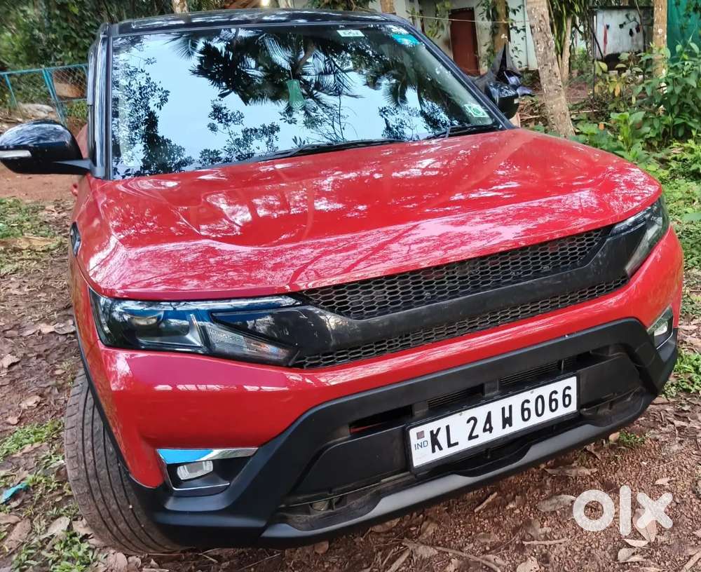 Maruti Suzuki Brezza 2023 Petrol 30000 Km Driven