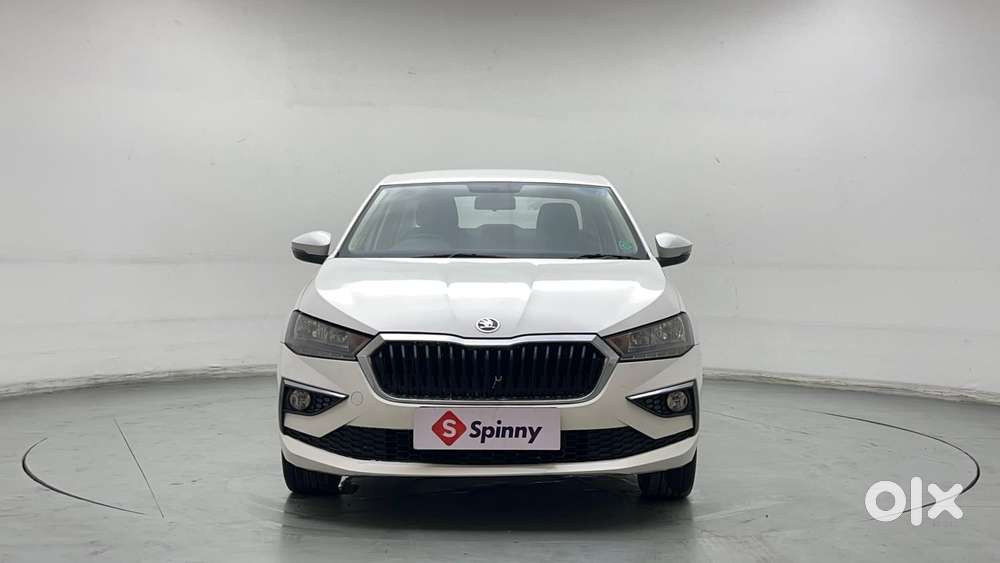Skoda Slavia Ambition 1.0l Tsi Mt, 2022, Petrol