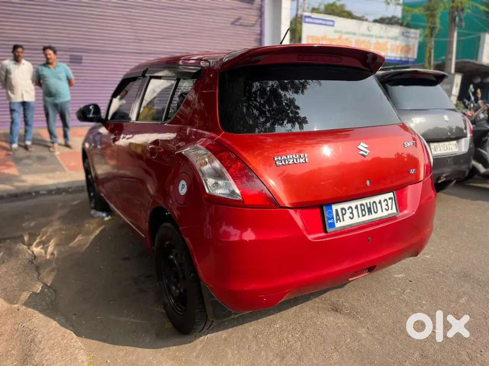 Maruti Suzuki Swift 2012