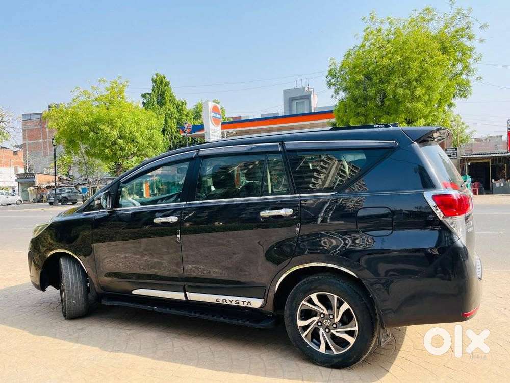 Toyota Innova Crysta 2.4 G Mt, 2022, Diesel